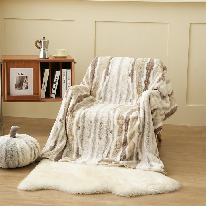 Bath mat and bathroom rug made of soft microfiber with non-slip underside Kalsten