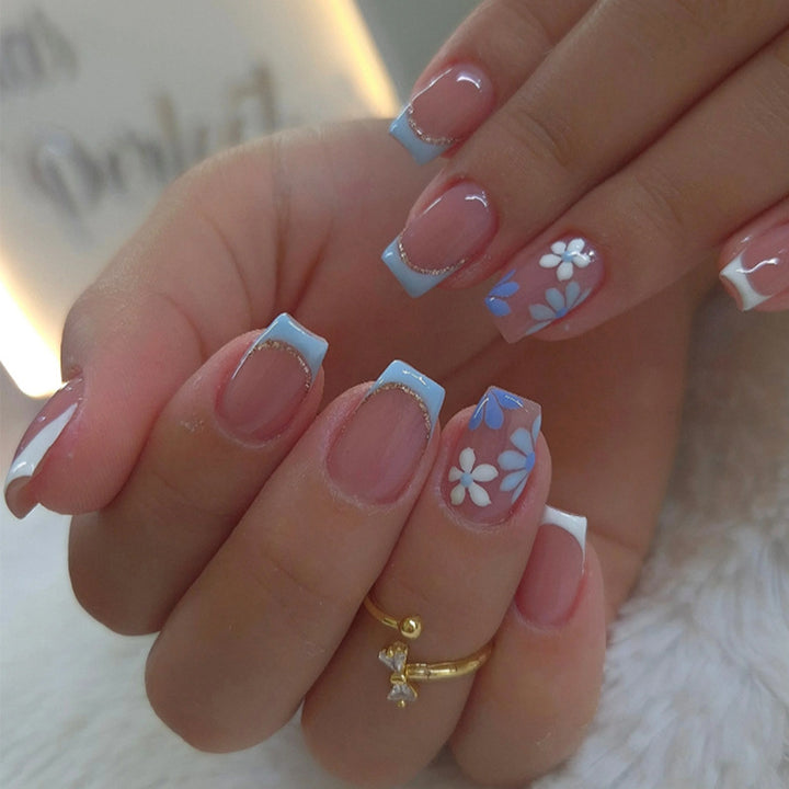 Floral Decorated Press-On Nail Set Kalsten