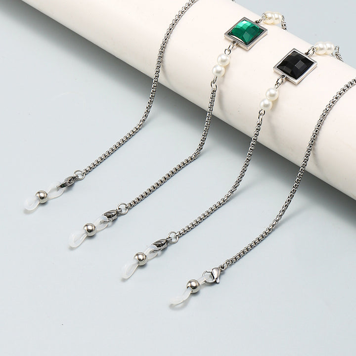 Fashionable Eyewear Chain Kalsten