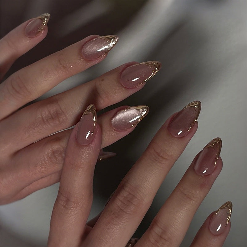 Artificial nail tips with elegant gold accent Kalsten