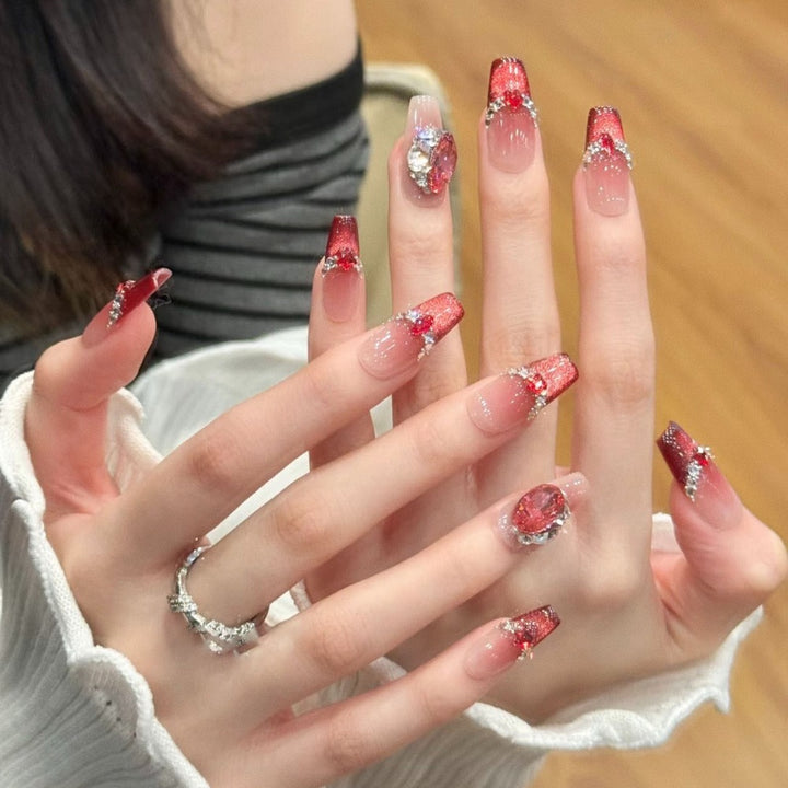 Artistic Character-Embossed Press-On Nail Set Kalsten