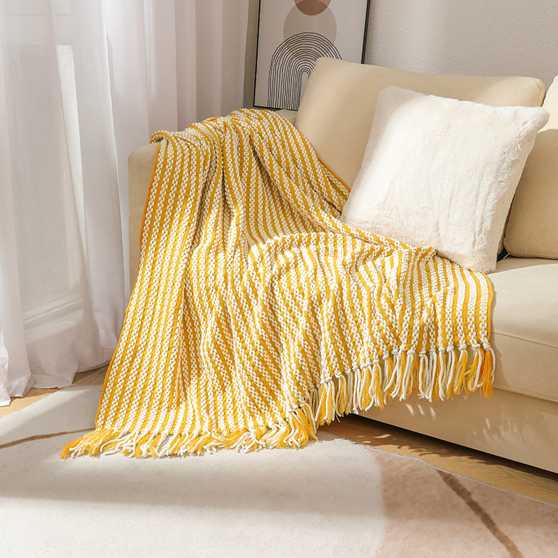 Decorative Throw Blanket Kalsten