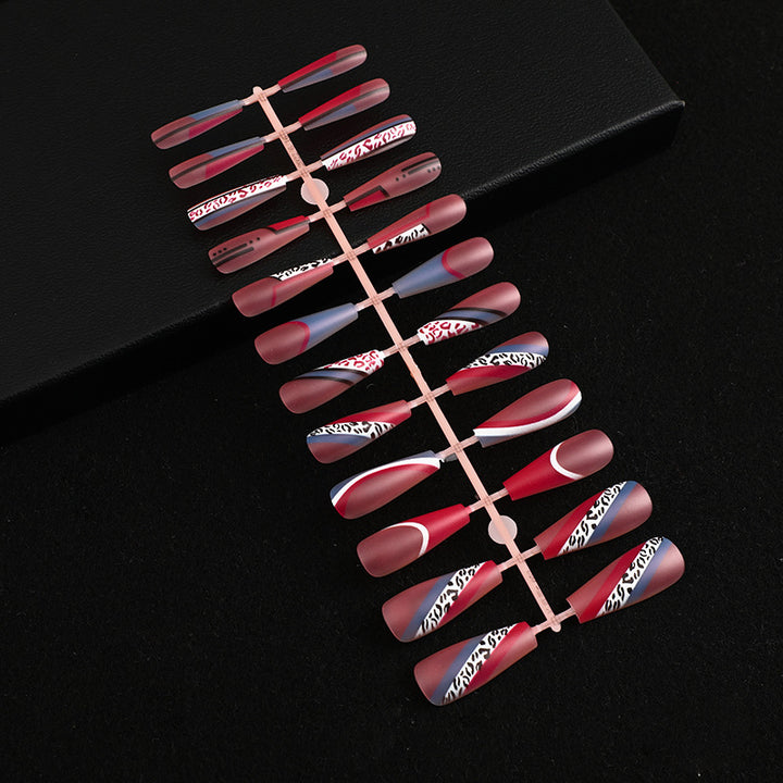 Trendy artificial nails with leopard print Kalsten