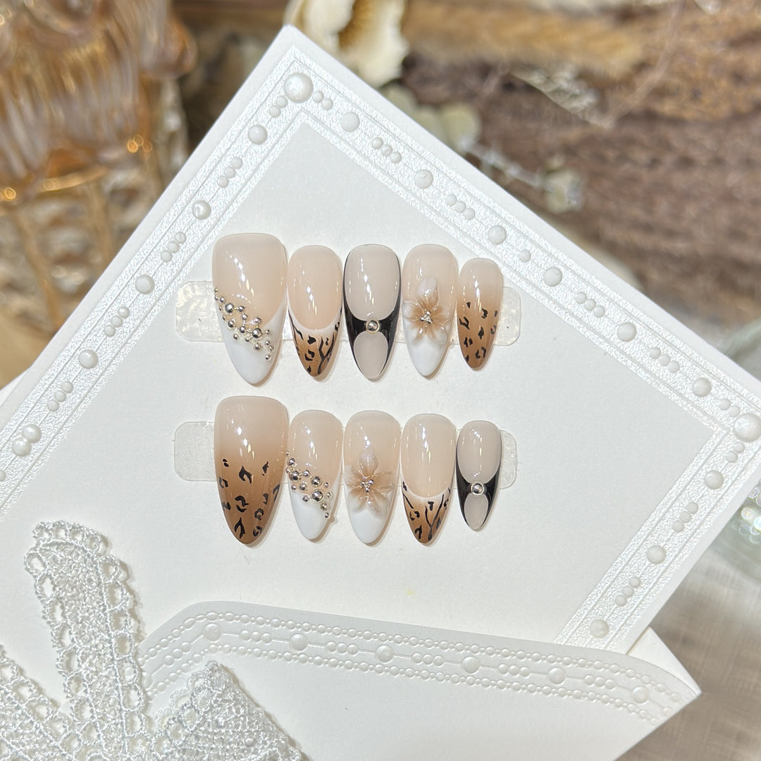 Reusable Press-On Nail Set Kalsten