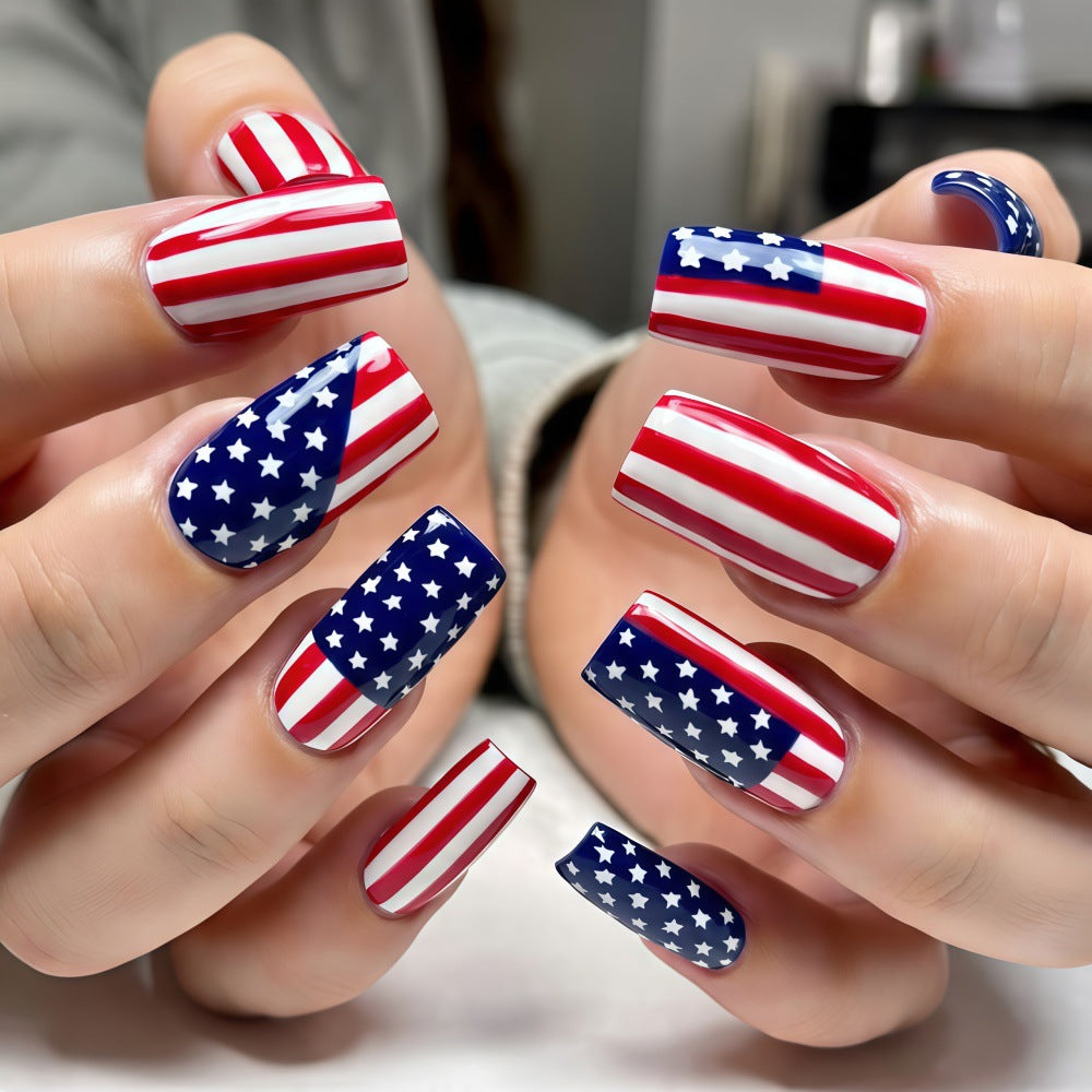 Artificial nails with American flag design Kalsten