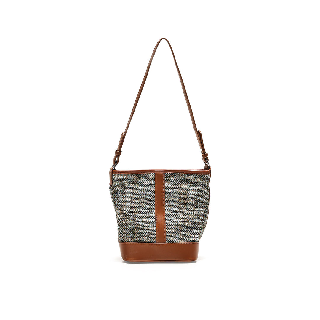 Chic Textured Crossbody Handbag