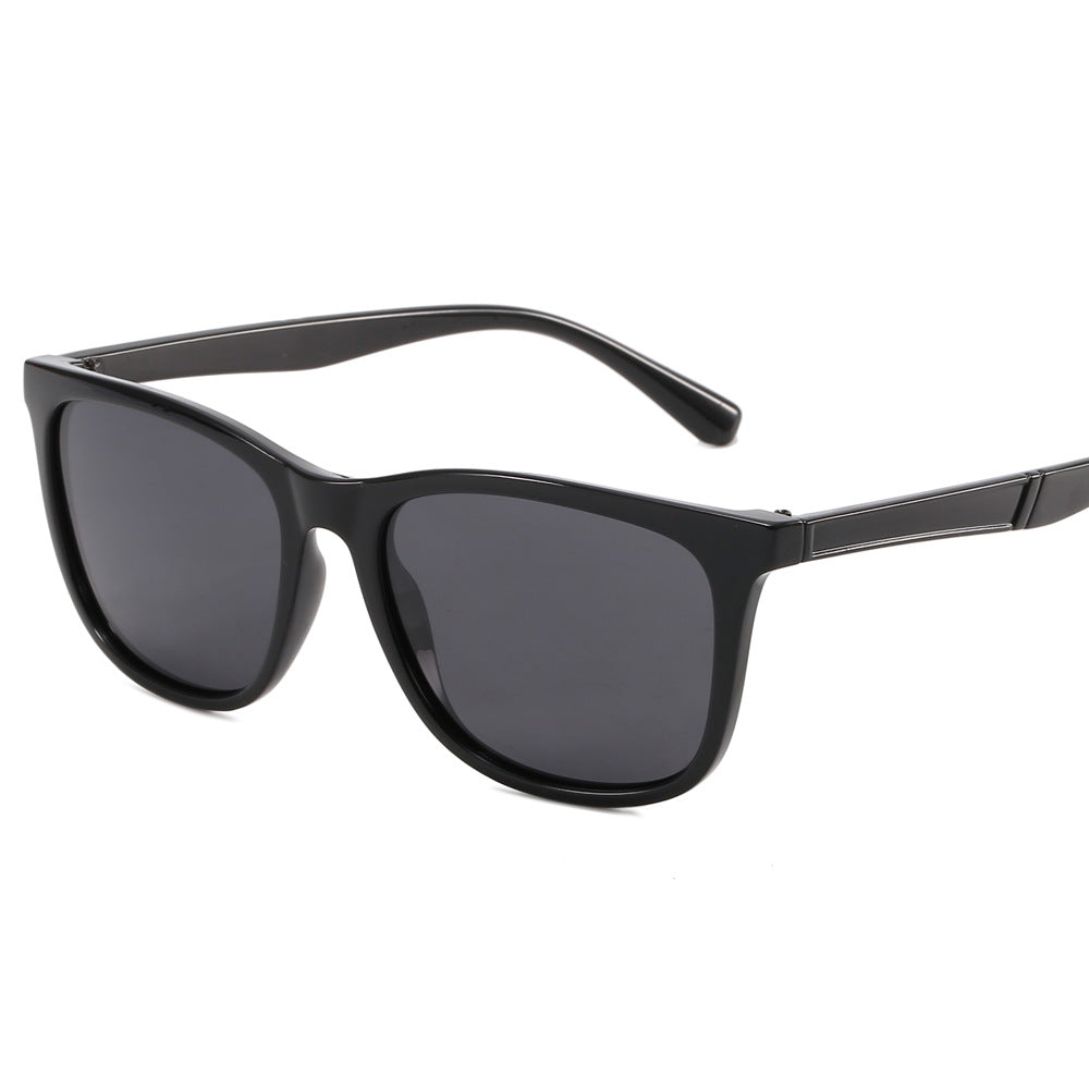 Women's fashionable sunglasses with sturdy matte frame Kalsten