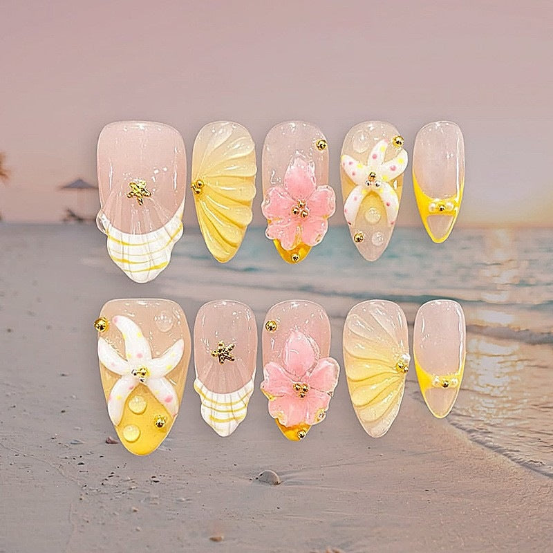 Artificial nail set with maritime motifs and colorful accents Kalsten