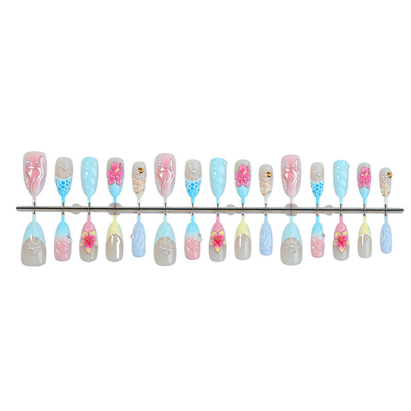 Art nail set with floral and glamorous designs Kalsten