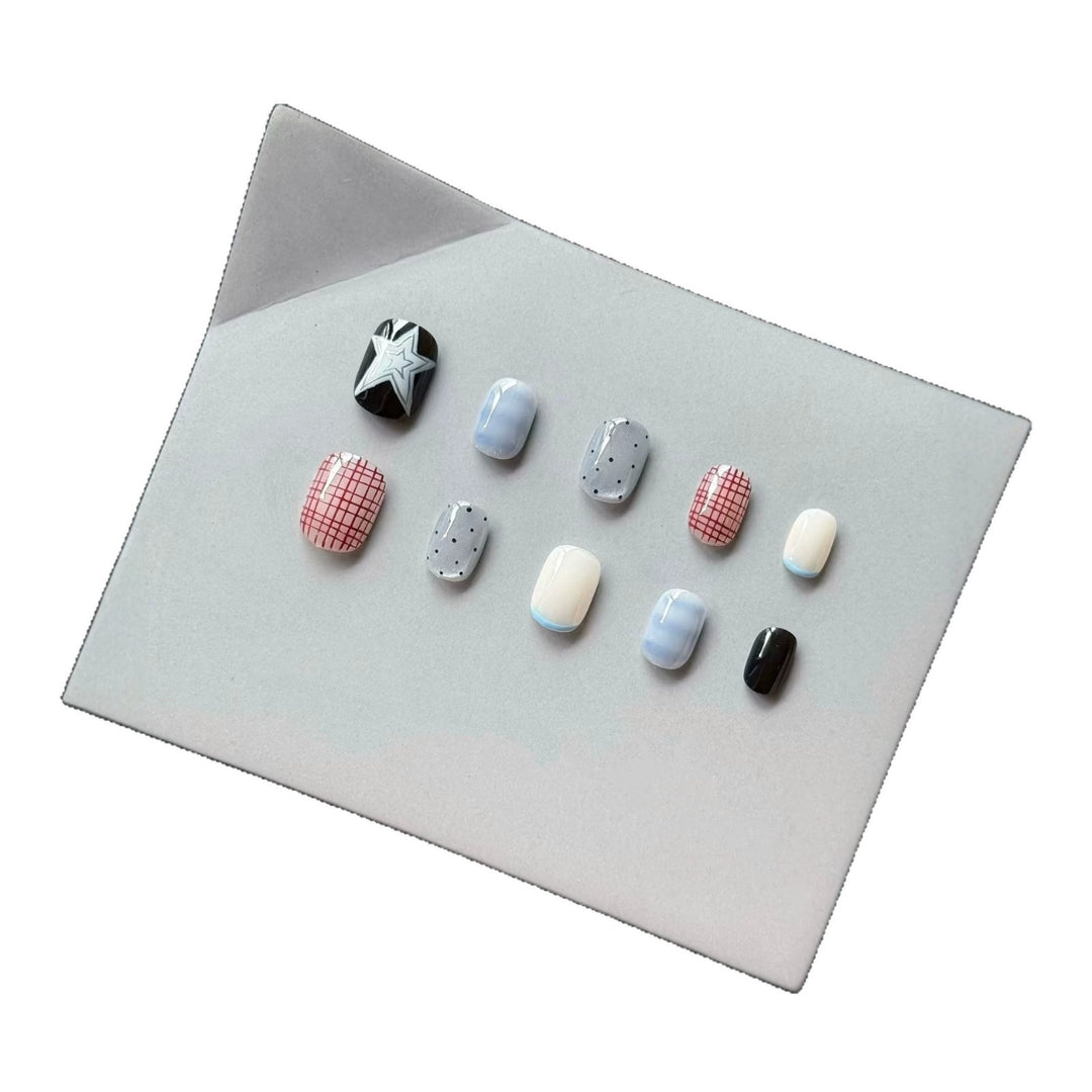 Artistic Press-On Nail Set with Geometric Patterns