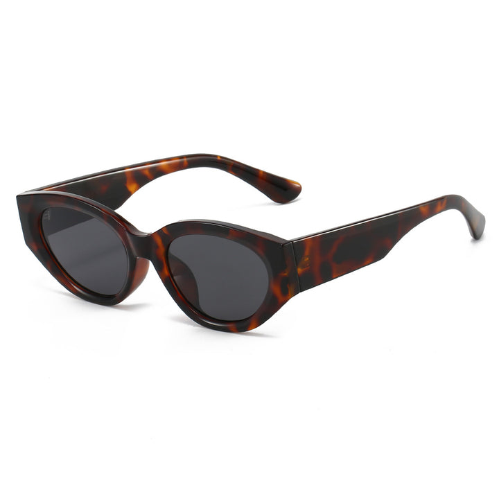 Women Cat-Eye Sunglasses with modern, transparent frame and UV protection Kalsten