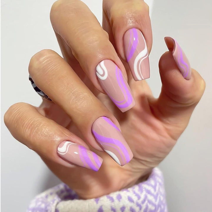Artful artificial nails with elegant wave design Kalsten