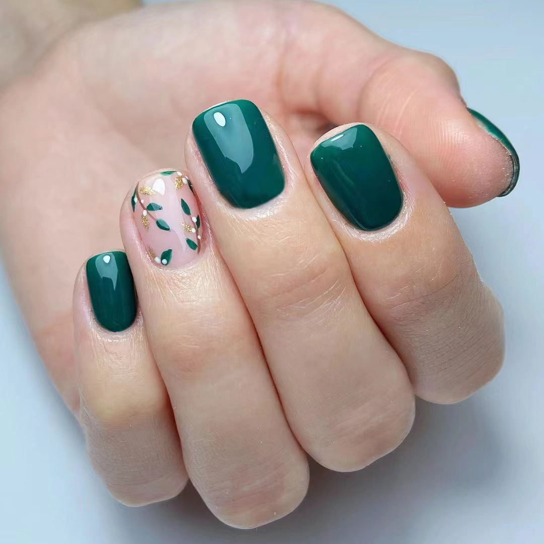 Artistic Floral Nail Art Design
