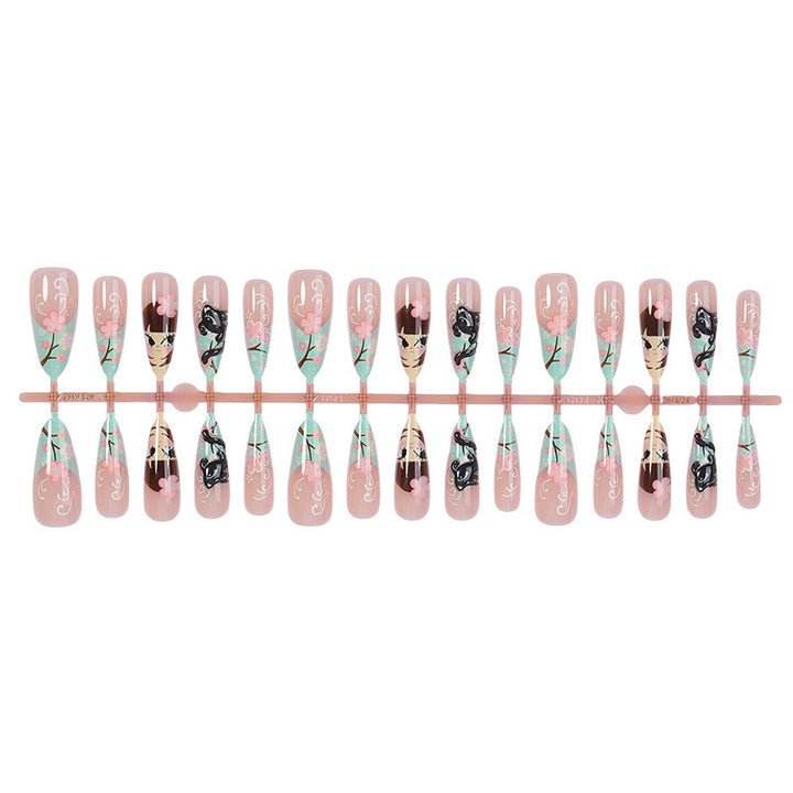 Artificial nail set with blooming floral design by Kalsten