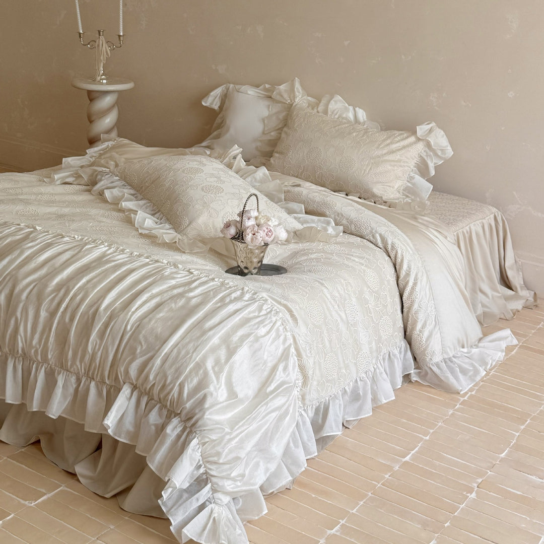 Vintage-inspired Ruffled Bedding Set with Fine Embroidery and Ruffle
