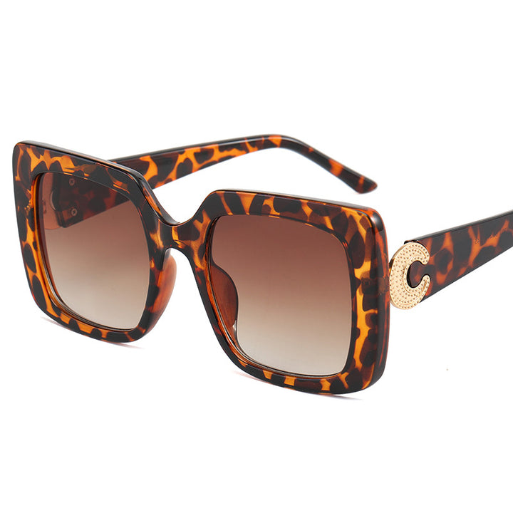 Women's fashionable sunglasses in modern square design Kalsten