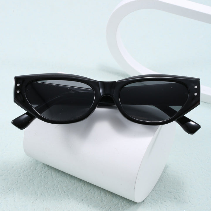 Women Stylish Cat-Eye Sunglasses with High-Quality Design Kalsten