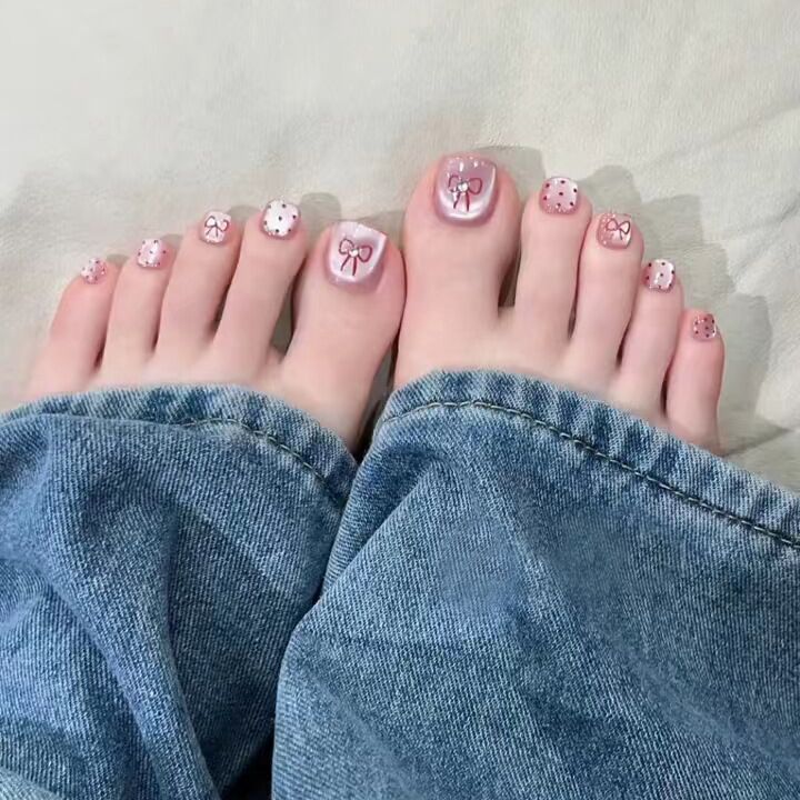 Decorative Press-On Toe Nail Art Kalsten