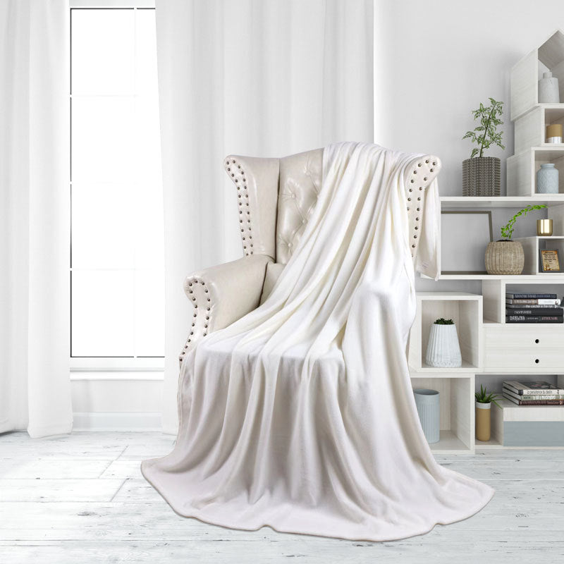 Ladies luxurious and cuddly living room blanket Kalsten