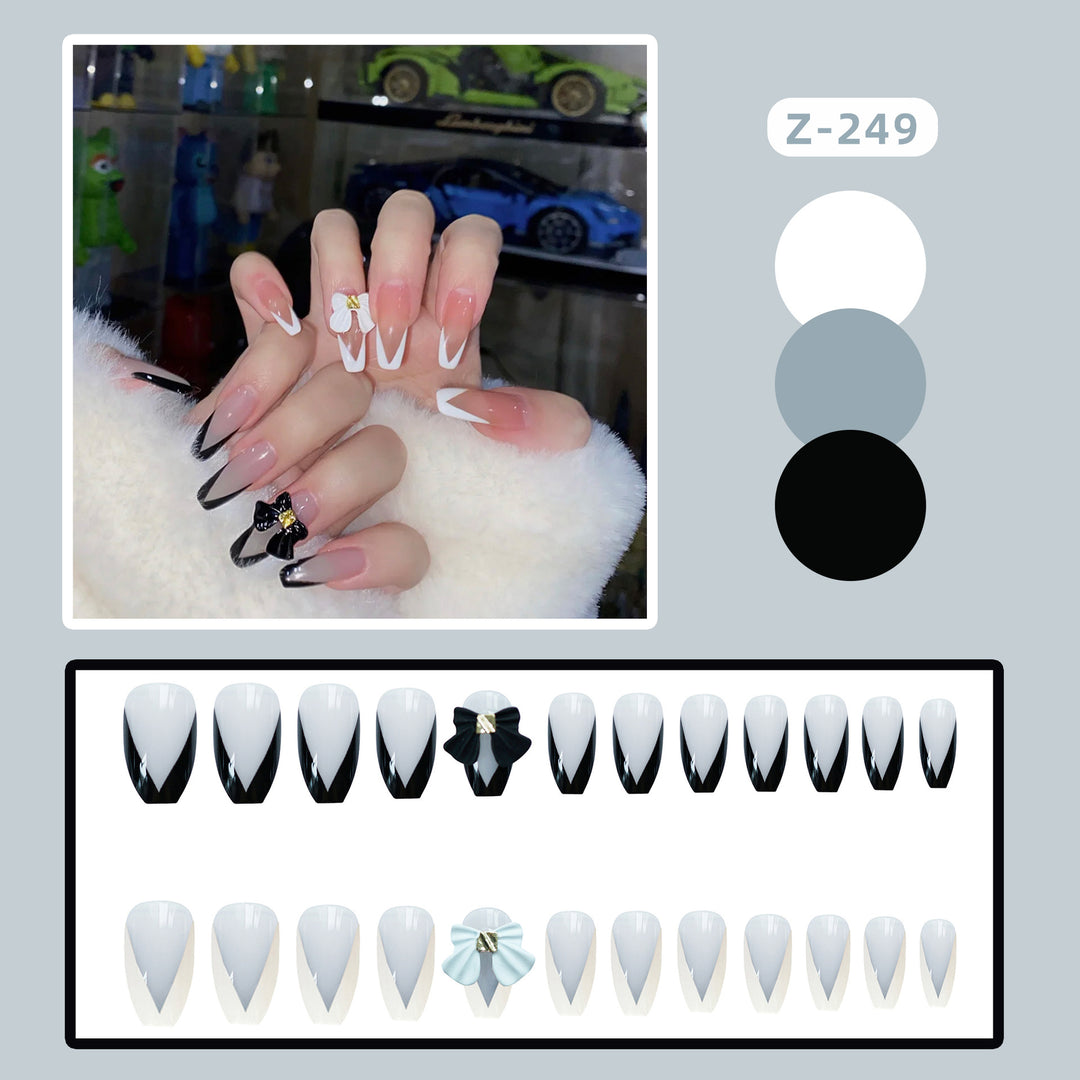 Creative Floral Accent Press-On Nail Set