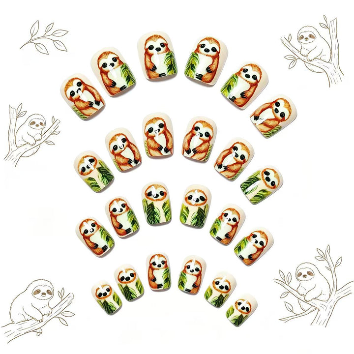 Art nails with cute sloth and leaf design Kalsten