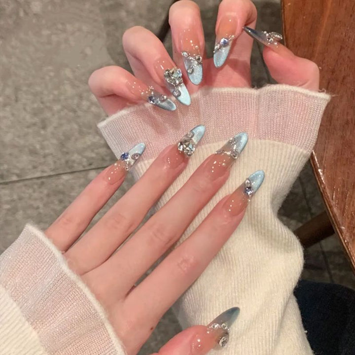 Glamorous artificial nail tips with elegant decorations Kalsten