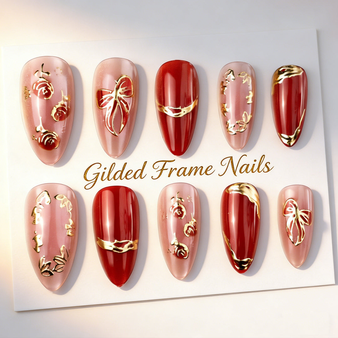 Acrylic nail set with glamorous golden accents Kalsten