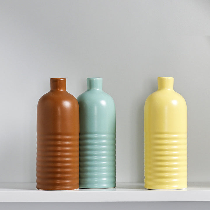 Modern Textured Ceramic Table Vase Kalsten