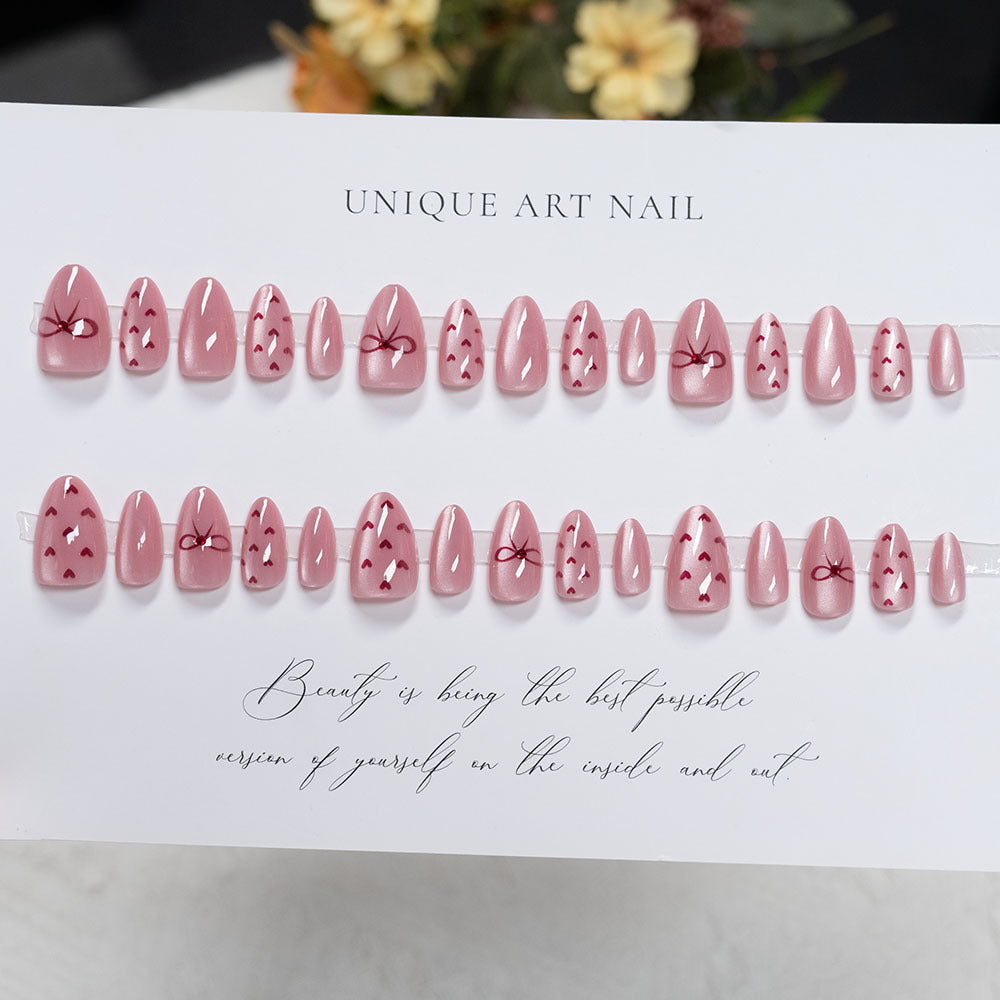 Romantic Heart-Design Press-On Nail Set