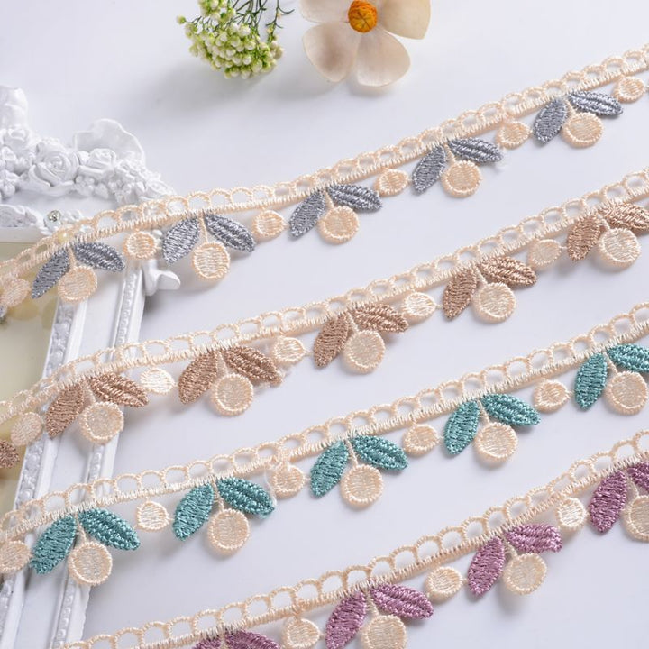 More elegant lace ribbon Kalsten