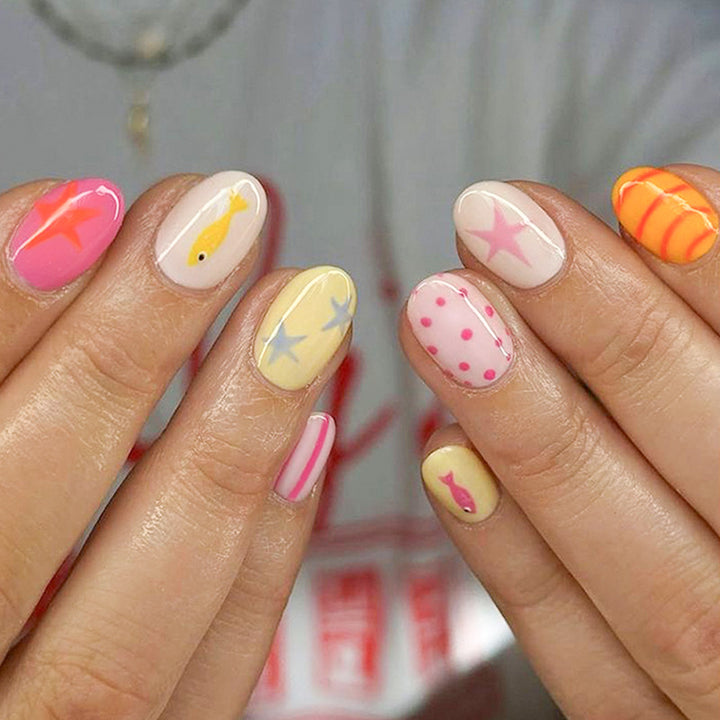 Decorative Press-On Nail Art Set with Geometric Patterns
