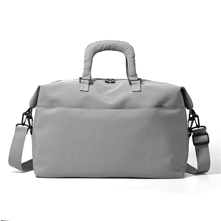 sporty travel bag with durable design Kalsten
