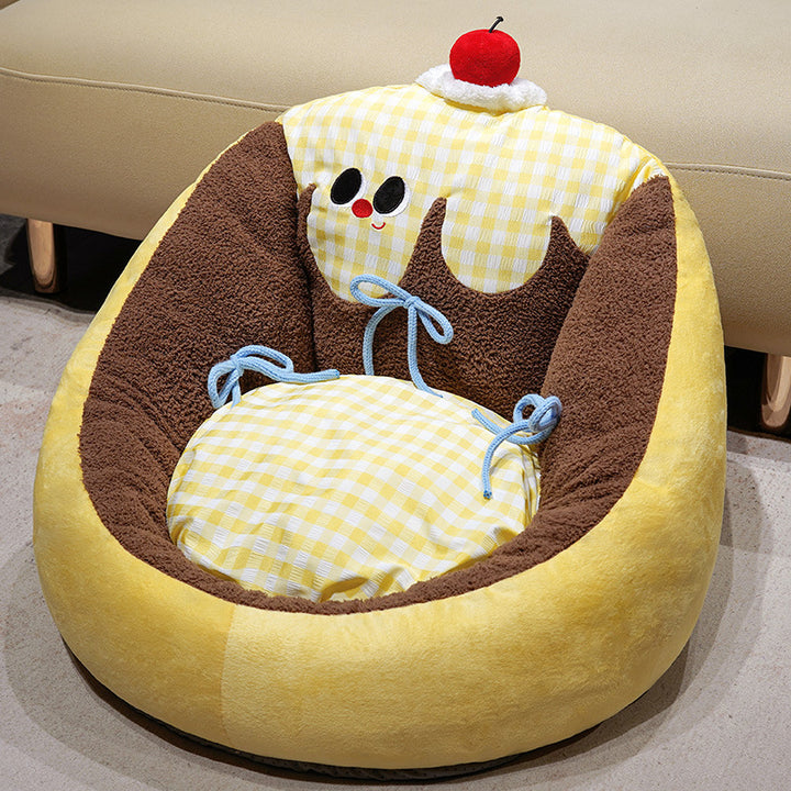 Cozy plush pet bed in cake shape with surrounding edge