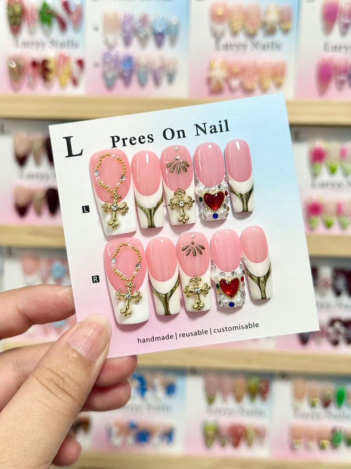 Artistic Press-On Nail Set with Floral and Green Accents