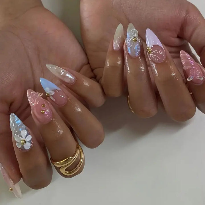 Artistic Shell-Inspired Nail Art Extensions Kalsten