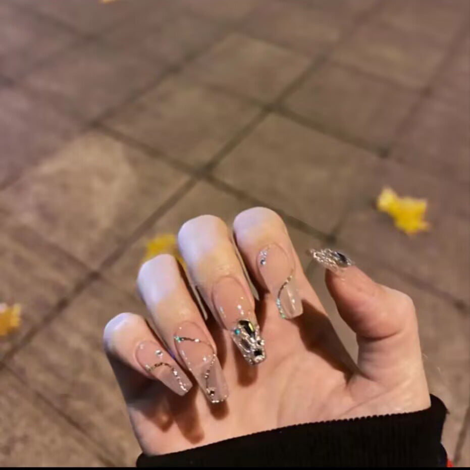 Elegant Press-On Nail Art Set with Decorative Embellishments Kalsten