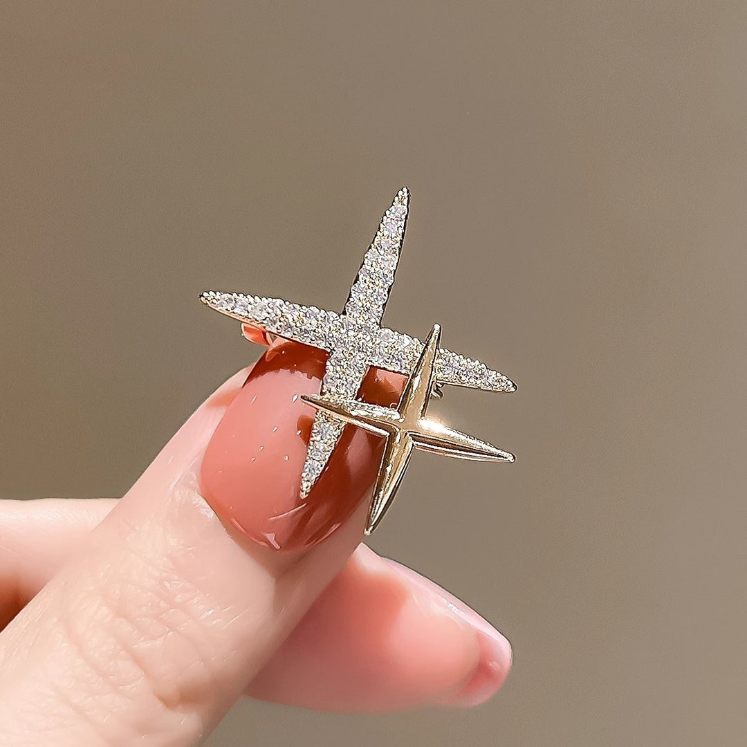 Glamorous brooch with sparkling rhinestones Kalsten