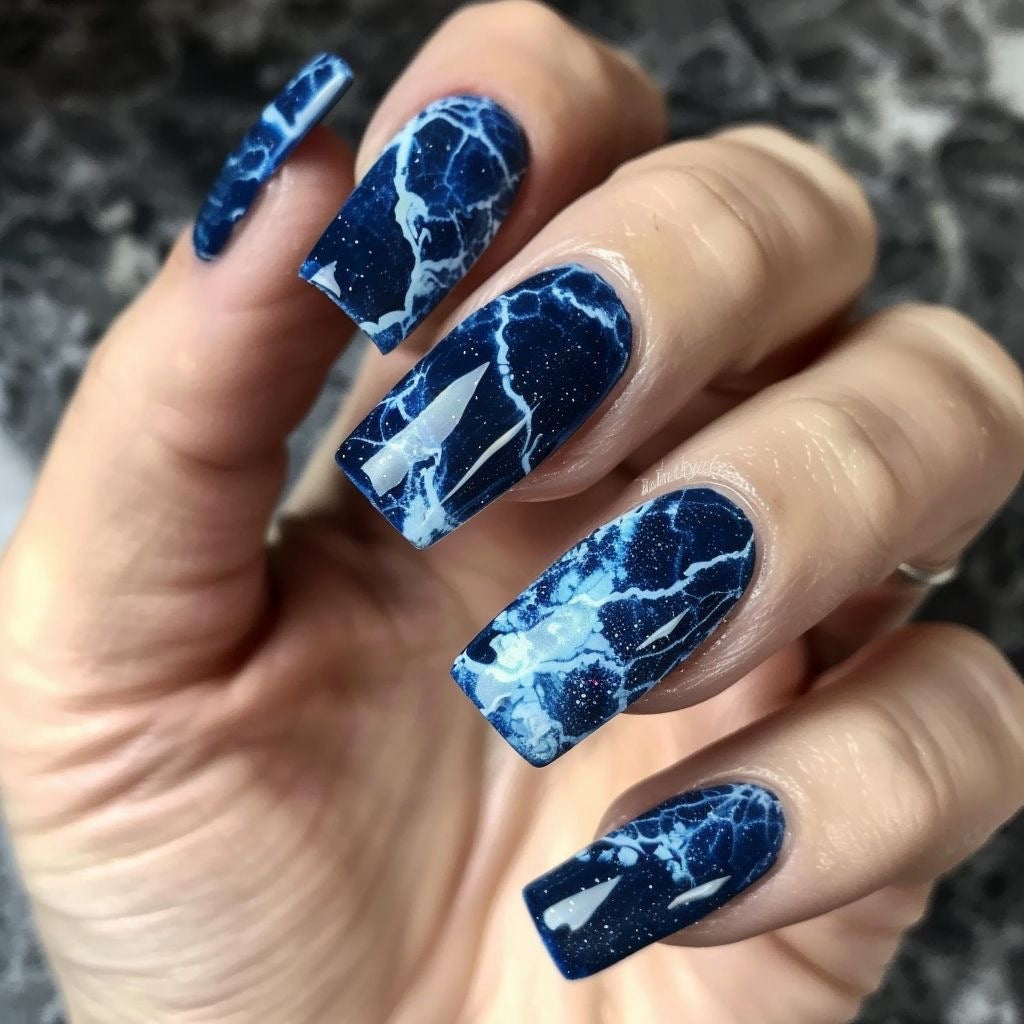 Artificial nails in elegant marble design Kalsten