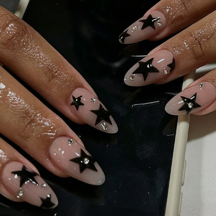 Nail art set with glamorous stars and sparkling accents Kalsten