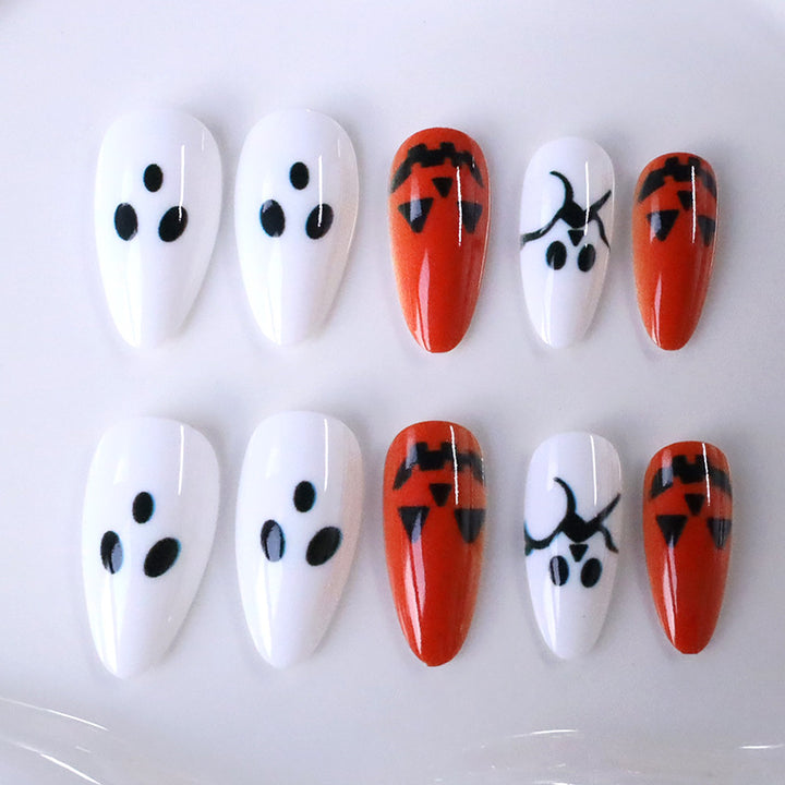 Halloween-Themed Artistic Nail Enhancements Kalsten