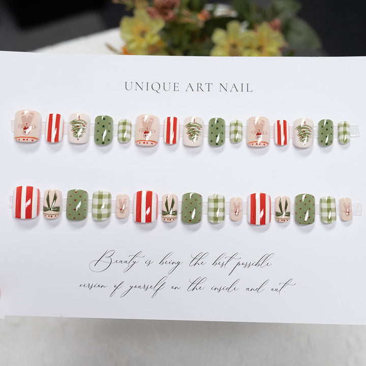 Festive Holiday Nail Art Design