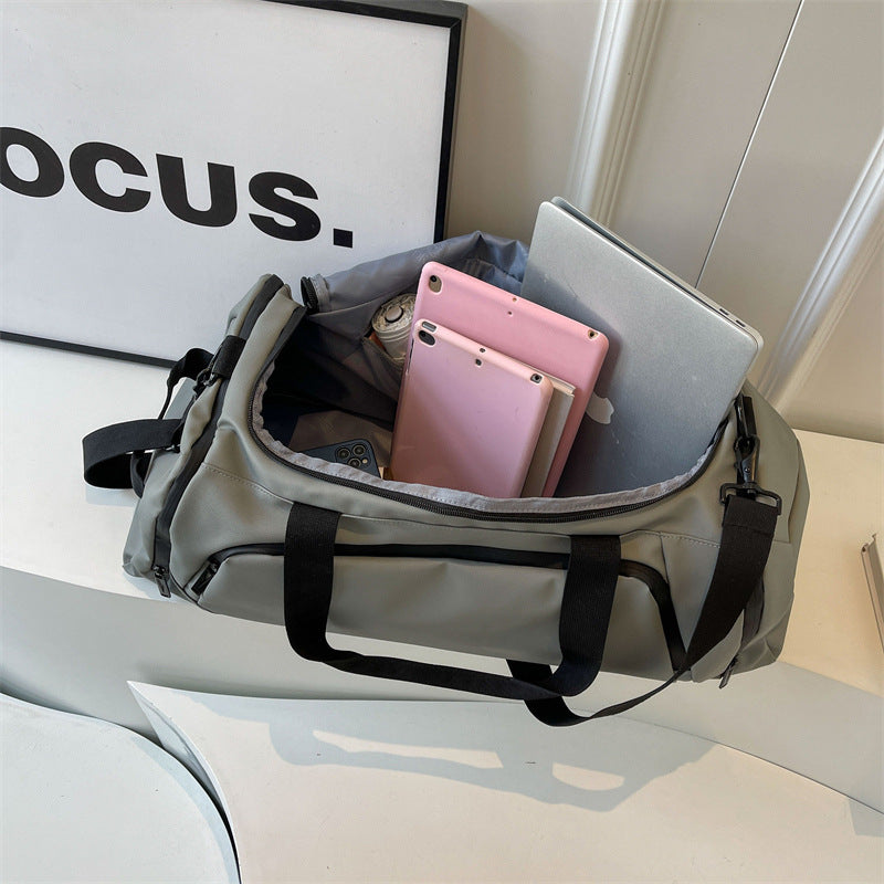 High-Capacity Multi-Functional Travel Duffle Kalsten