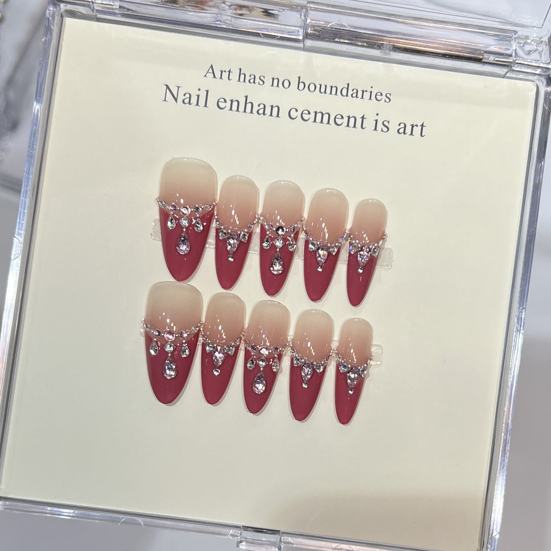 Luxurious Press-On Nail Art Set with Rhinestone Detailing Kalsten