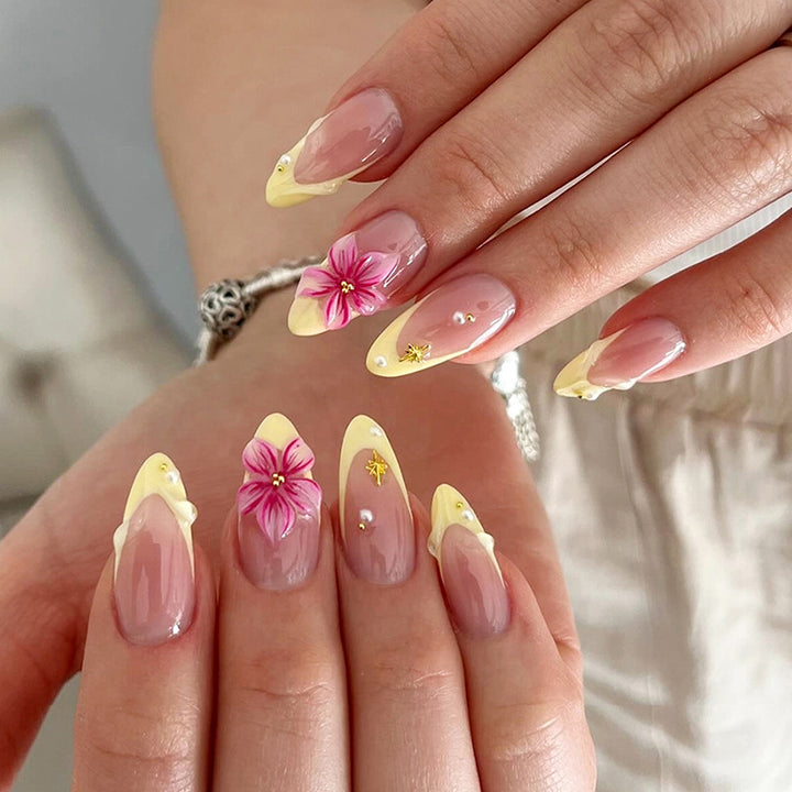 Artificial nail set with elegant flower decorations and fresh design Kalsten