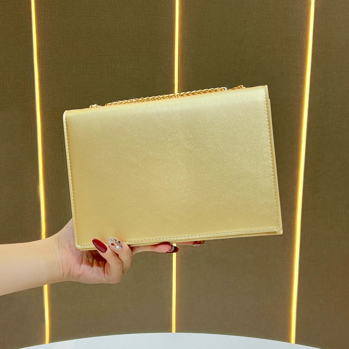 Minimalist Envelope Clutch