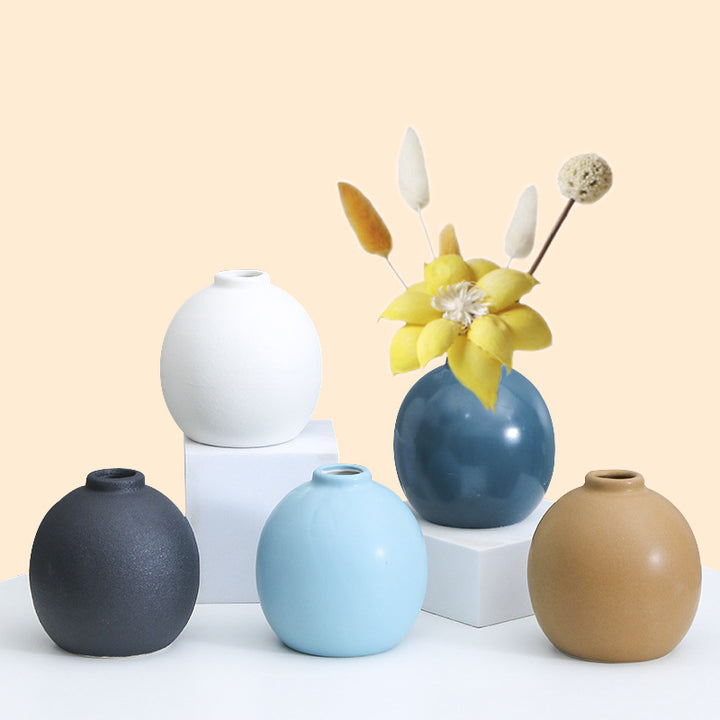 Ceramic Decorative Art Vase Kalsten
