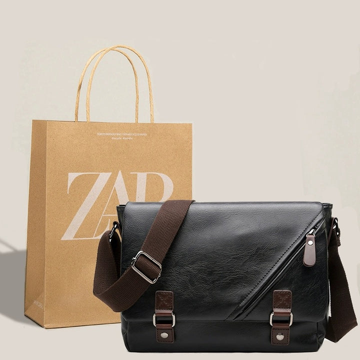 Stylish shoulder bag with multifunctional compartments Kalsten