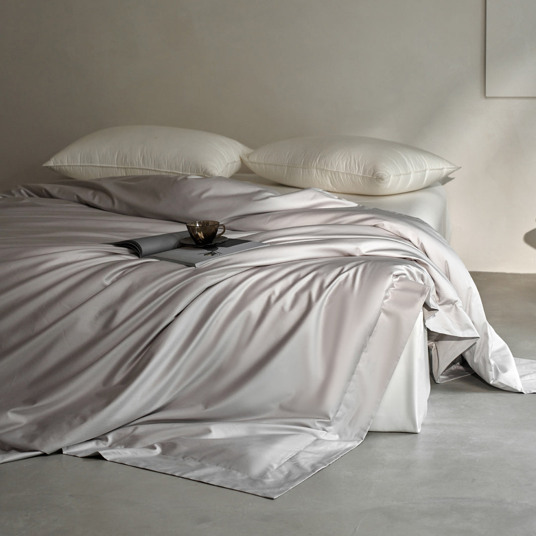 Premium cotton satin bedding set with hotel closure and extra soft fitted sheet