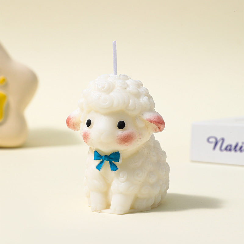 Decorative Lamb-Shaped Hand-Poured Wax Candle with Gold Flake Accent