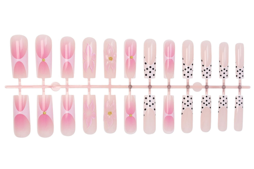 Artificial nail set with elegant flower and polka dot patterns Kalsten